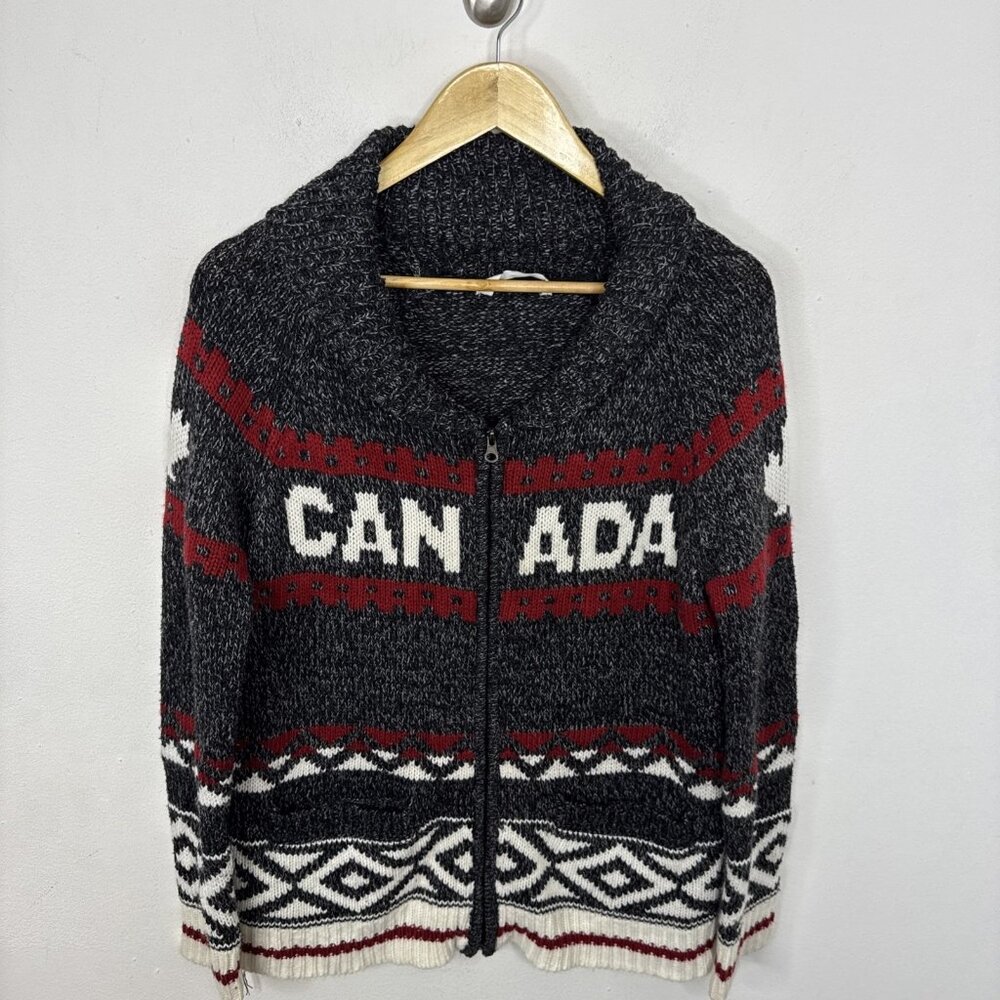 Bluenotes Woman S Canada Print Western Cowichan Cardigan Knit Sweater Aztec Zip